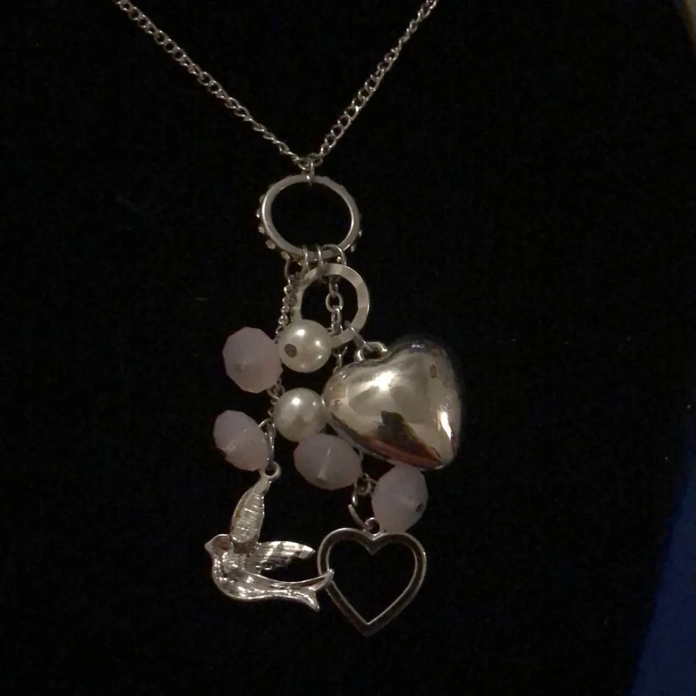 🌞Paparazzi Hearts Necklace and Earrings Set W/ Bonus Pair of Earrings NEW - Picture 1 of 4